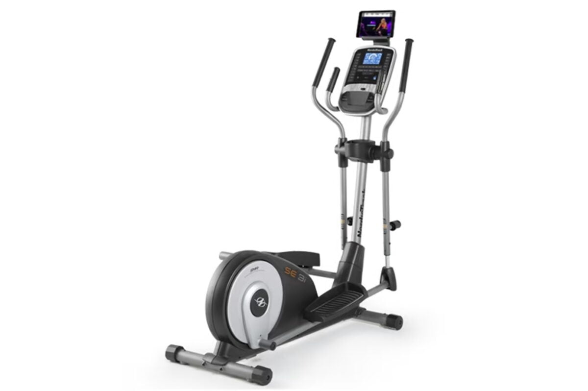 NordicTrack SE3i Cross Trainer Review Perfect for a challenging full
