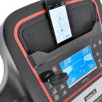 Reebok ZJET 460 LCD screen connects to mobile phone